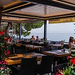 Lucija Makarska-first Row To The Sea Appartement