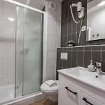 Appartement Lucija Makarska-first Row To The Sea Makarska