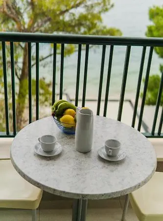 Lucija Makarska-first Row To The Sea