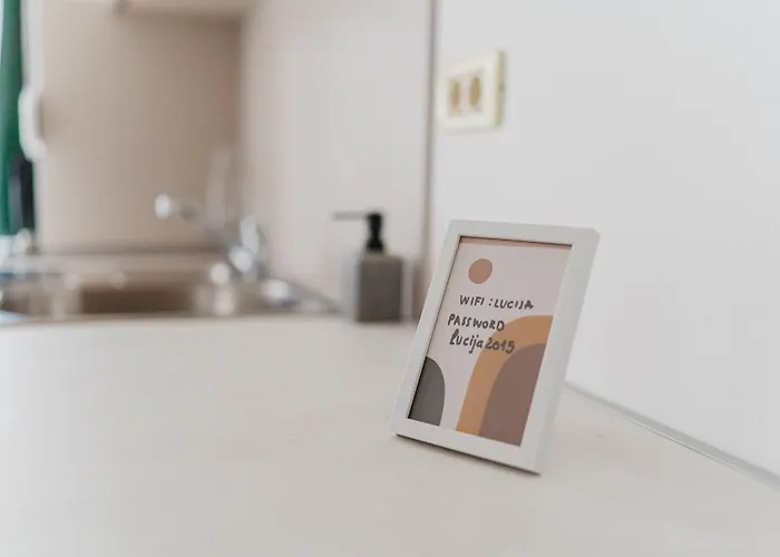 Lucija Makarska-first Row To The Sea Makarska