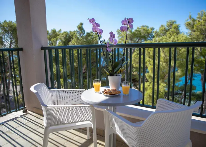 Apartment Lucija Makarska-first Row To The Sea *