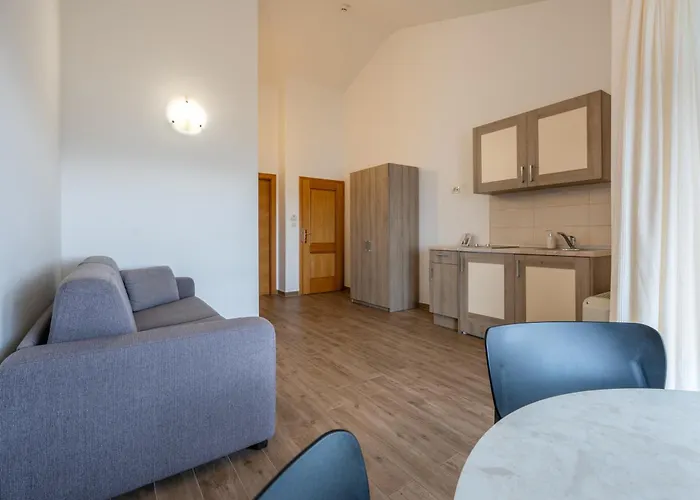 Lucija Makarska-first Row To The Sea Apartman Makarska