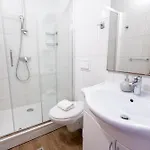Apartamento Lucija Makarska-first Row To The Sea Makarska