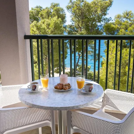 Lucija Makarska-first Row To The Sea * מאקרסקה