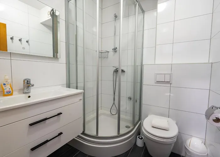 Lucija Makarska-first Row To The Sea Апартаменты