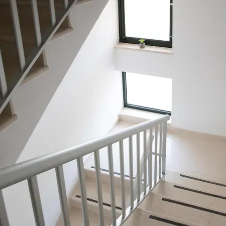 Апартаменты Lucija Makarska-first Row To The Sea