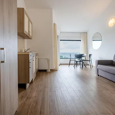 Apartman Lucija Makarska-first Row To The Sea *